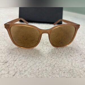 Prive Revaux “Shelly” +1.50 reader sunglasses